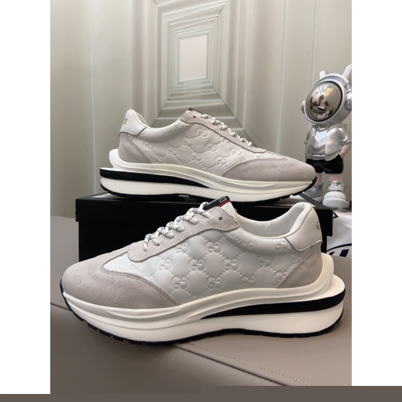 G*u*i casual shoes